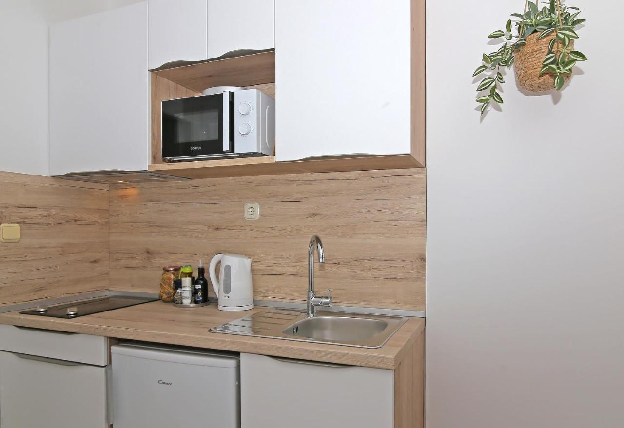 Apartmani Krmek Mlini Eksteriør bilde